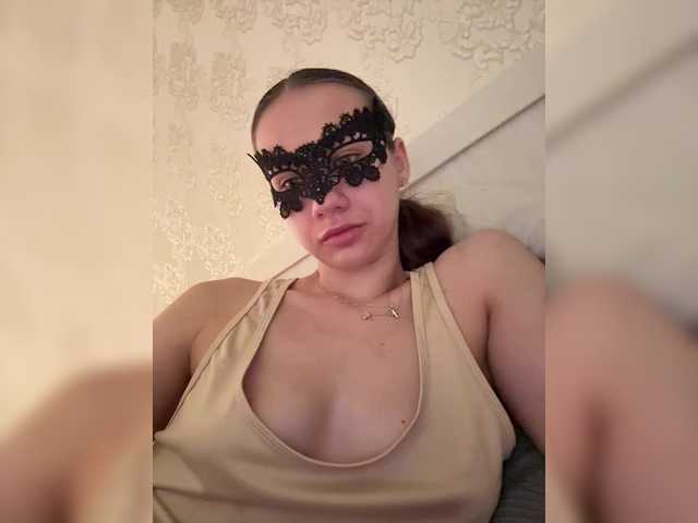 U-Moni live cam on BongaCams