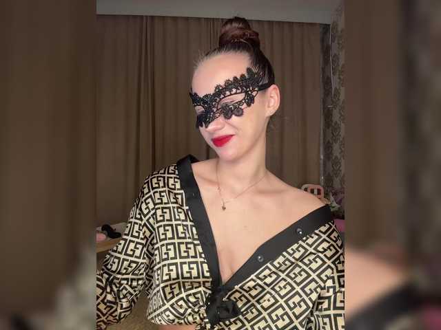 U-Moni's BongaCams show and profile