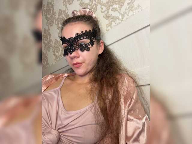 U-Moni live cam on BongaCams