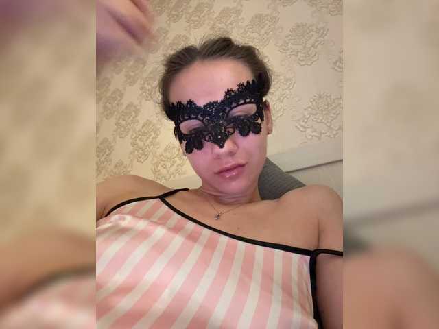 u-moni live sex show