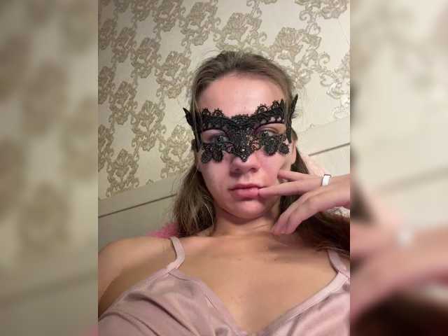 U-Moni live cam on BongaCams