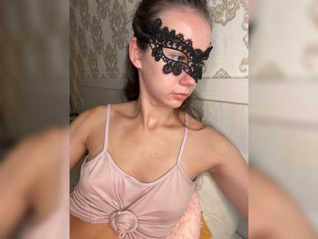 U-Moni live cam on BongaCams