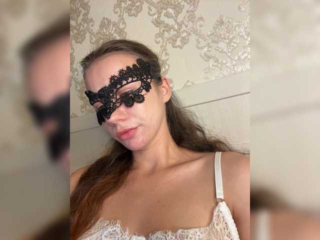 U-Moni live cam on BongaCams