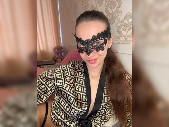 U-Moni live cam on BongaCams