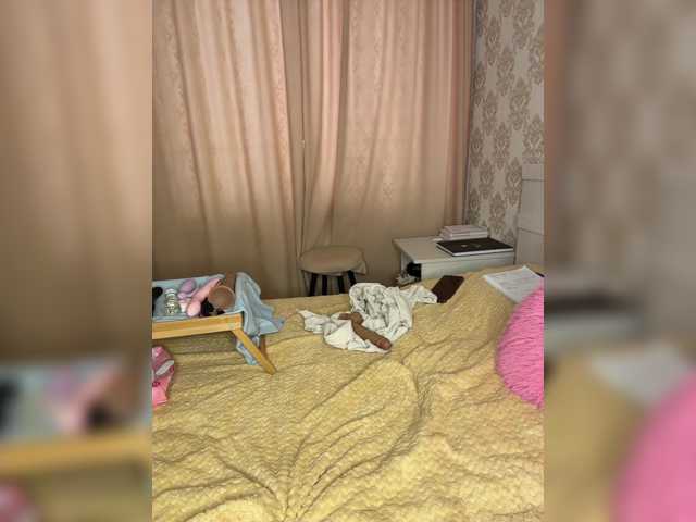 U-Moni live cam on BongaCams
