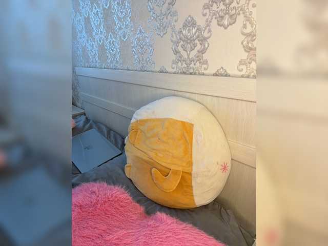U-Moni live cam on BongaCams