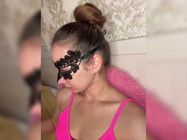 U-Moni live cam on BongaCams