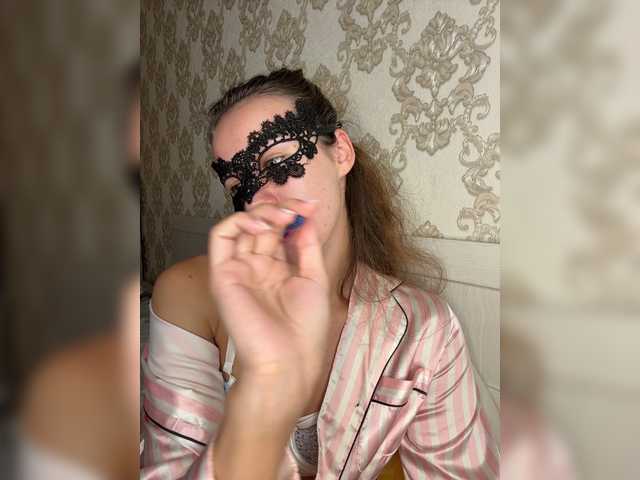 U-Moni live cam on BongaCams