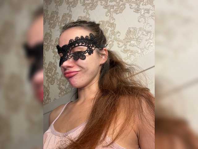 U-Moni live cam on BongaCams