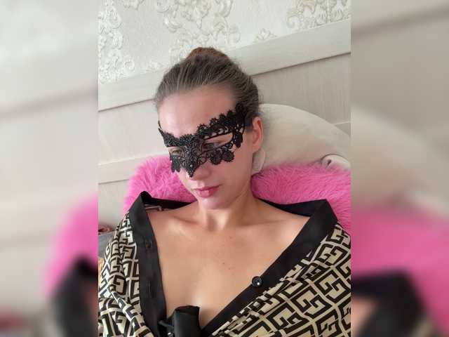 U-Moni live cam on BongaCams
