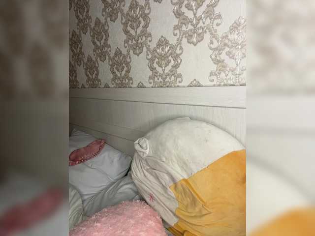 U-Moni live cam on BongaCams