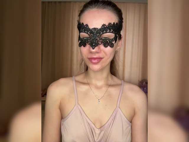 U-Moni live cam on BongaCams