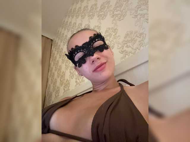 U-Moni live cam on BongaCams
