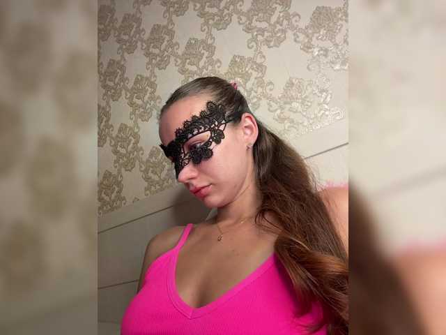 U-Moni live cam on BongaCams