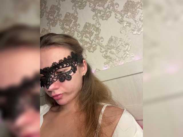 U-Moni live cam on BongaCams