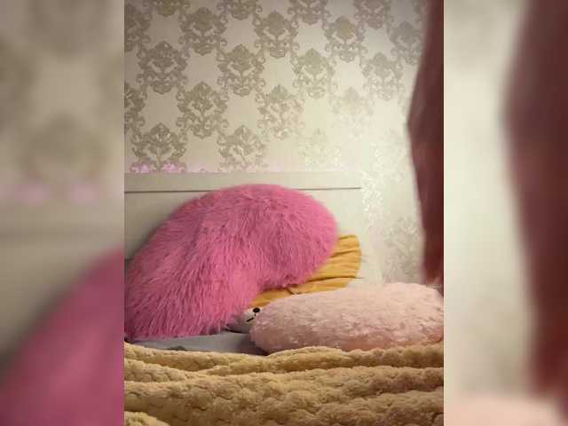 U-Moni live cam on BongaCams