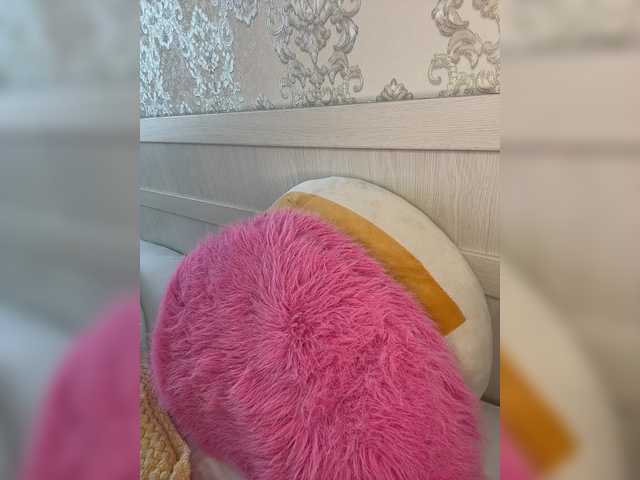 U-Moni live cam on BongaCams