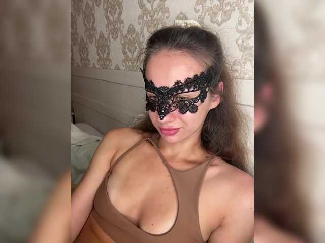 U-Moni live cam on BongaCams