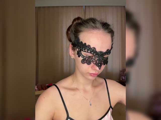U-Moni live cam on BongaCams