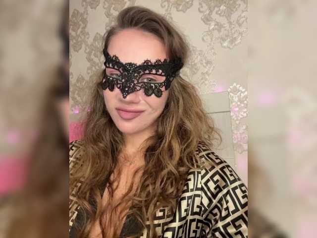 U-Moni live cam on BongaCams