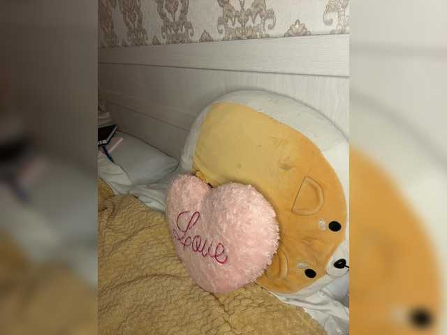 U-Moni live cam on BongaCams