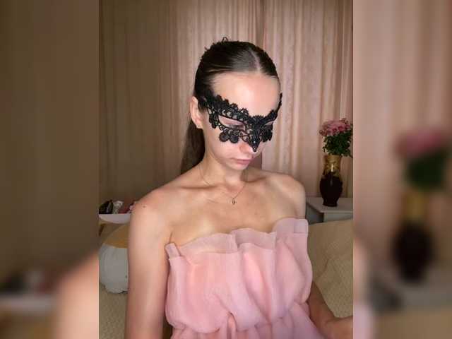 U-Moni live cam on BongaCams