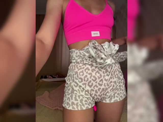 U-Moni live cam on BongaCams