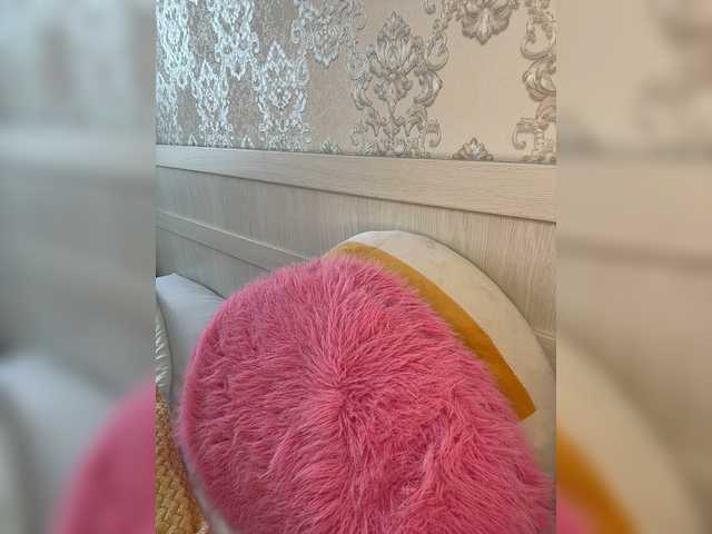 U-Moni live cam on BongaCams