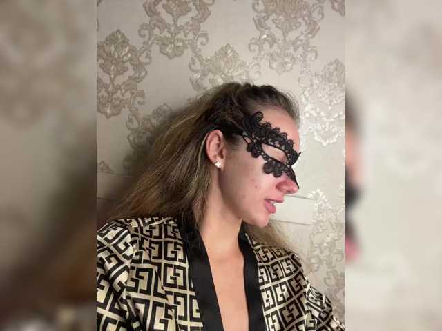 U-Moni live cam on BongaCams