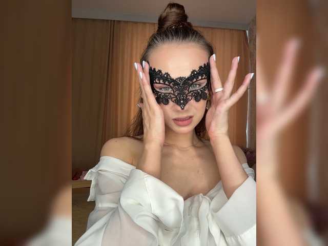 U-Moni's BongaCams show and profile