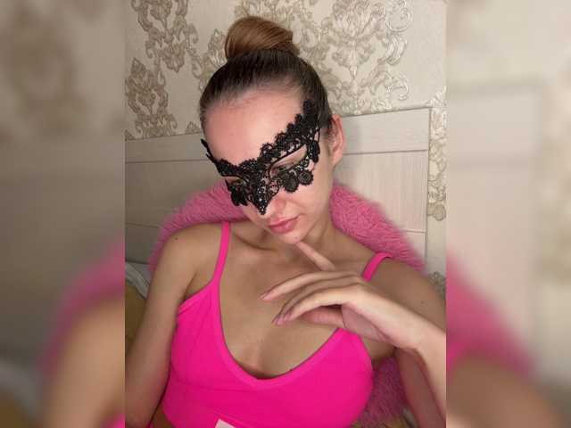 U-Moni live cam on BongaCams