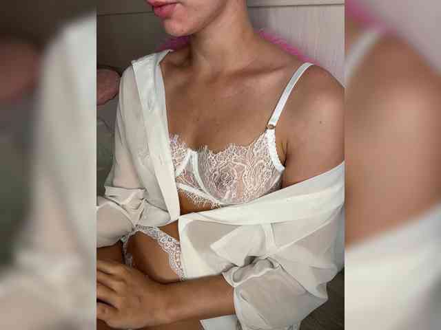 U-Moni Live Webcam on BongaCams