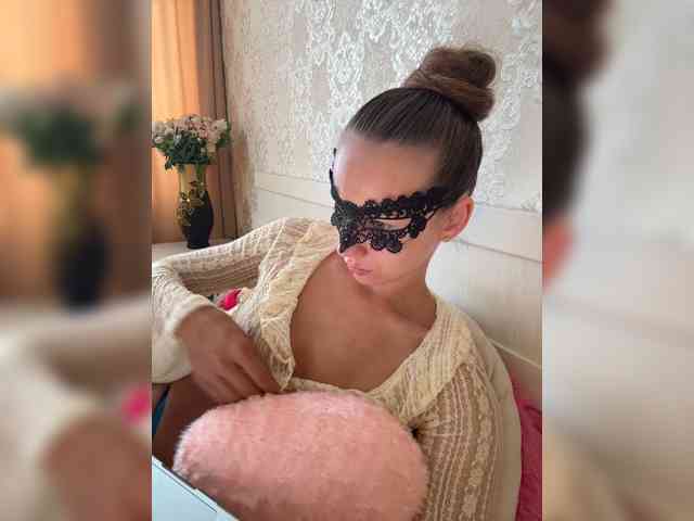 U-Moni Sex Cam Show