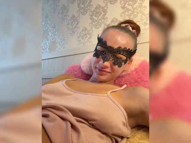 U-Moni Sex Cam Show