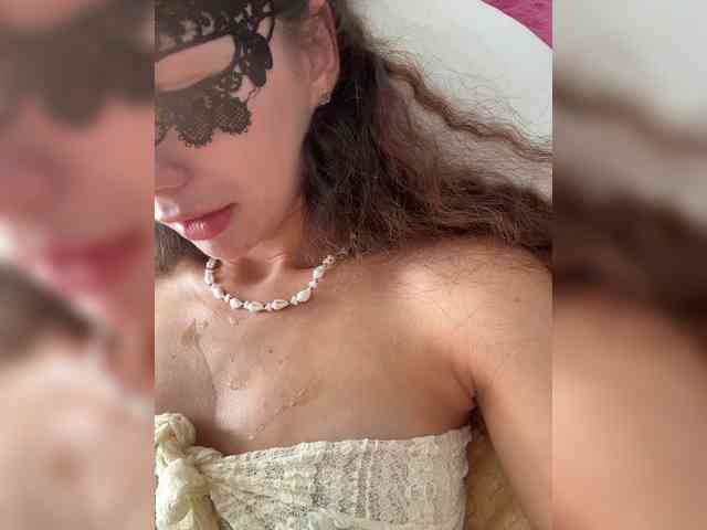 U-Moni Sex Cam Show