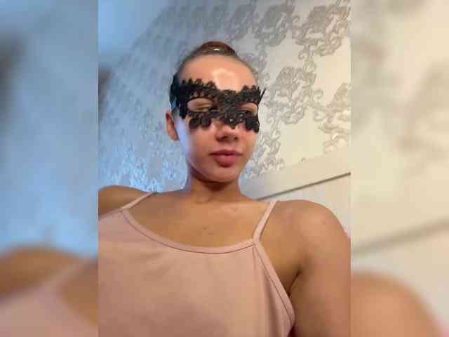 U-Moni Sex Cam Show
