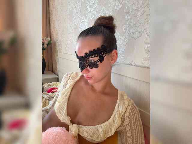 U-Moni Sex Cam Show