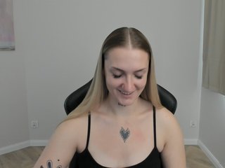 AlexaKisses Porn Show
