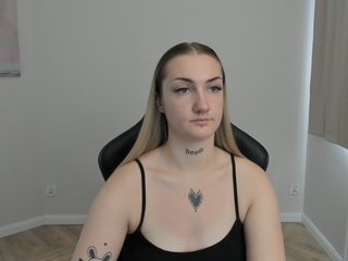 AlexaKisses Porn Show