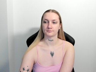 AlexaKisses Porn Show