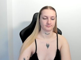 AlexaKisses Porn Show