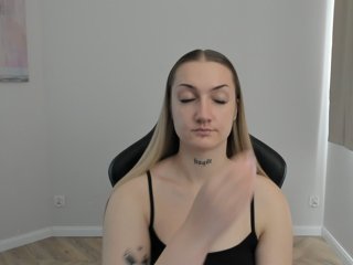 AlexaKisses Porn Show