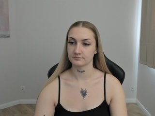 AlexaKisses Porn Show