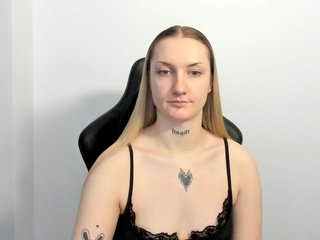 AlexaKisses