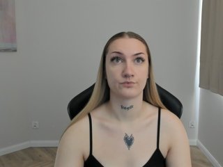 AlexaKisses Porn Show