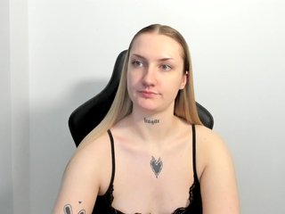AlexaKisses Porn Show