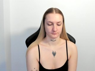 AlexaKisses
