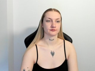 AlexaKisses