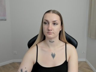 AlexaKisses