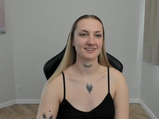 AlexaKisses Porn Show